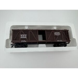 Life-Like HO Scale New York Central NYC 27303 Stock Car Brown Freight Car